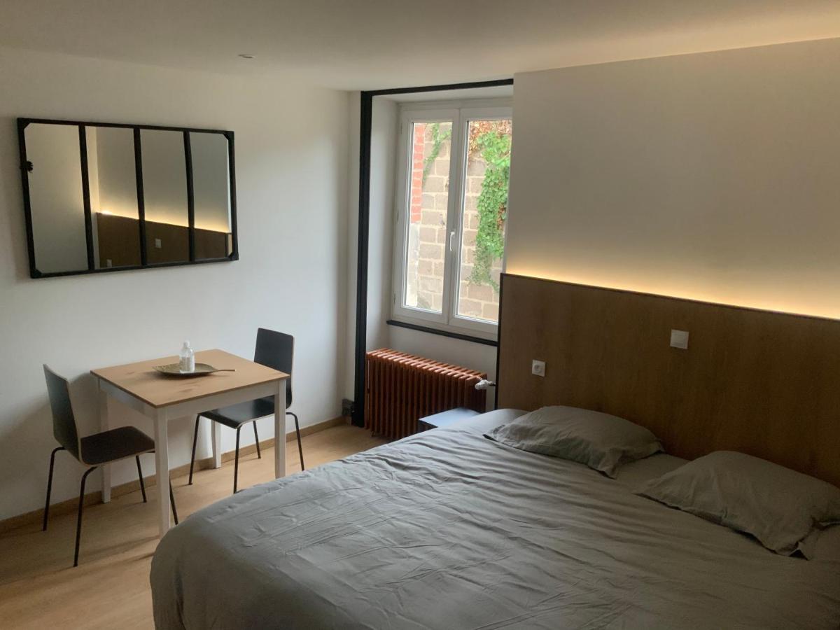 Au Coeur De La Ville Bourges Eksteriør bilde